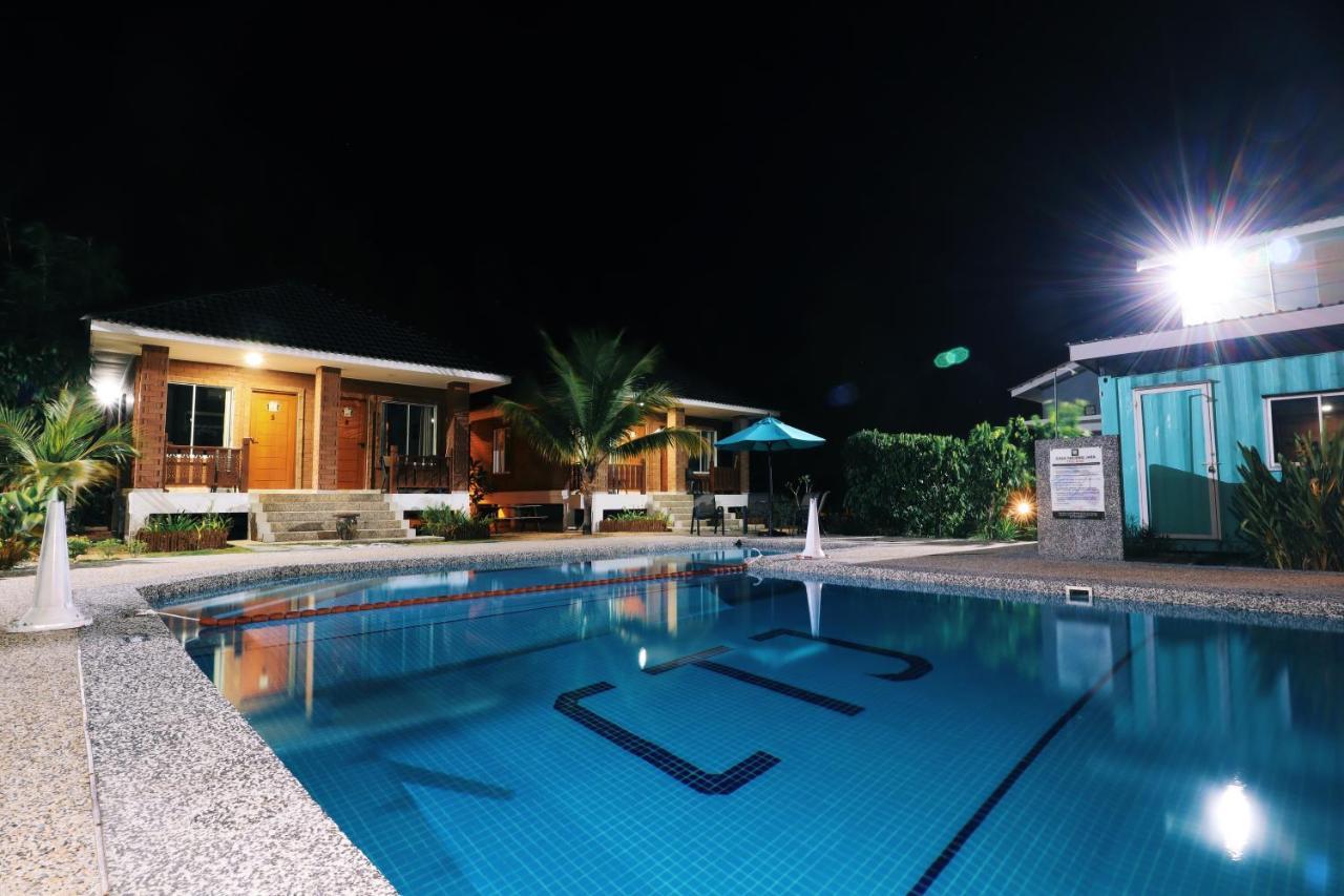 Hotel Casa Tanjung Jara Dungun Zewnętrze zdjęcie